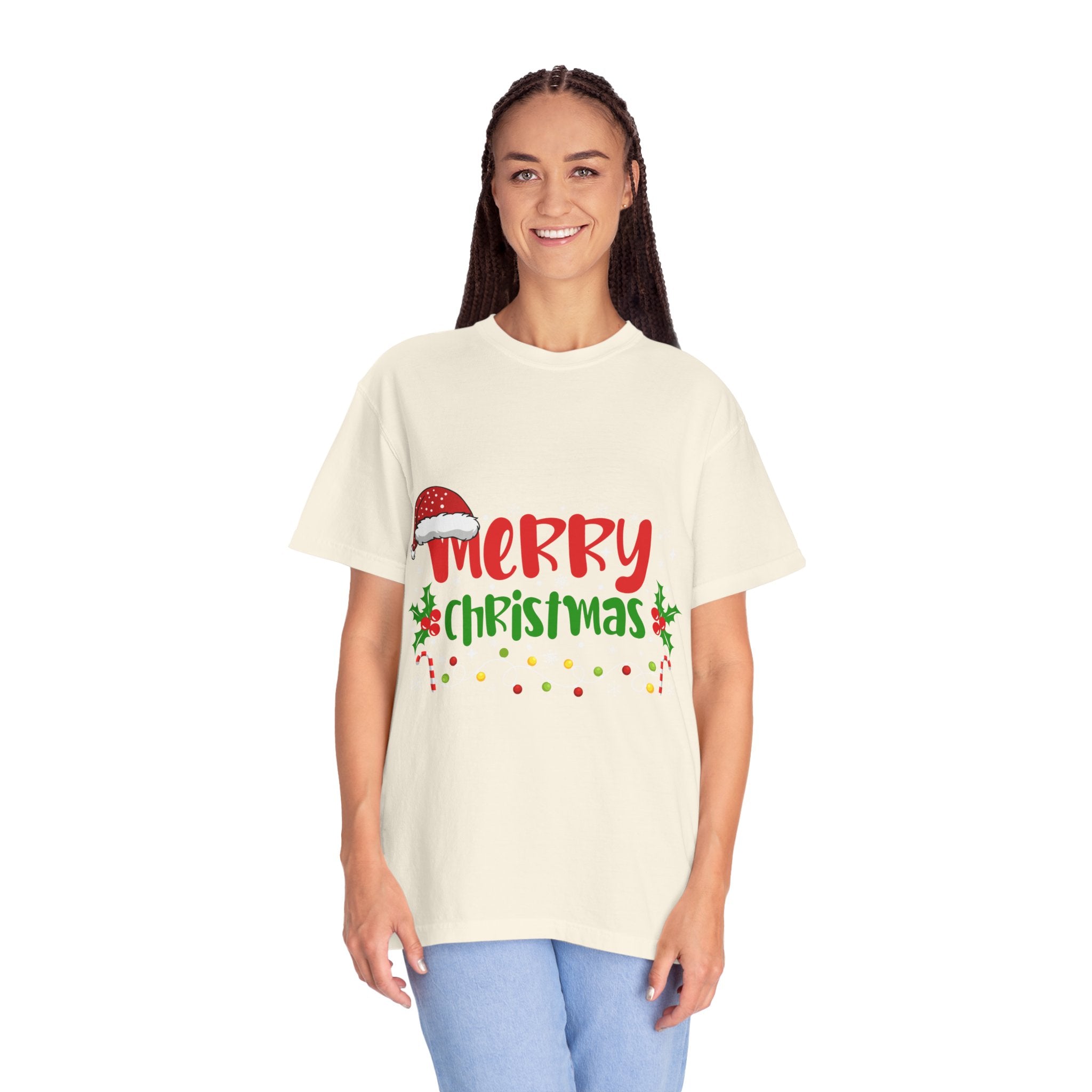 Merry Christmas Tee, Unisex Holiday Shirt, Festive Gift, Casual Christmas Apparel, Seasonal Wear, Perfect for Celebrations