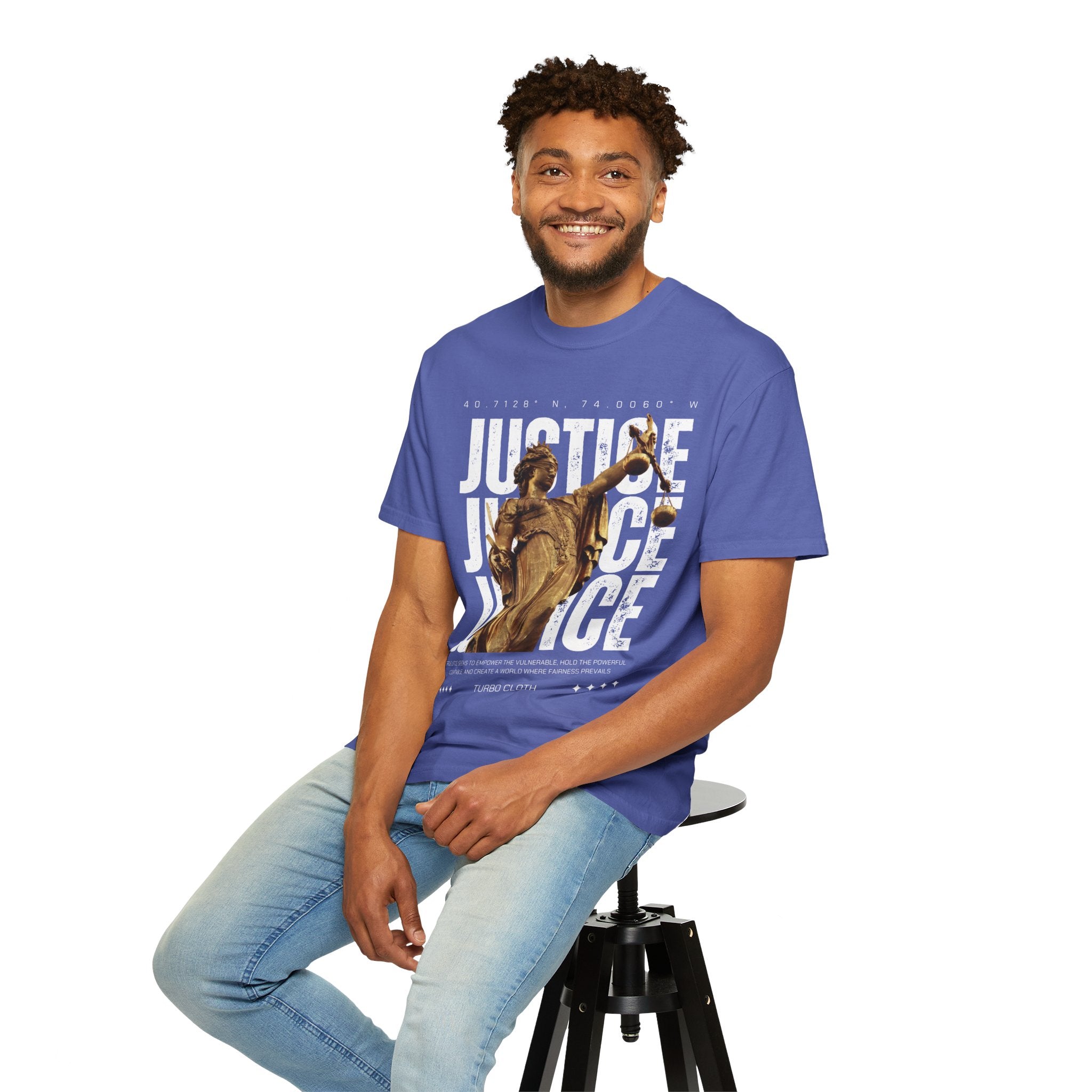 Justice Statue Unisex T-shirt, Casual Wear, Inspirational Gift, Equality Shirt, Art-Inspired Clothing, Birthday Gift, Statement Tees