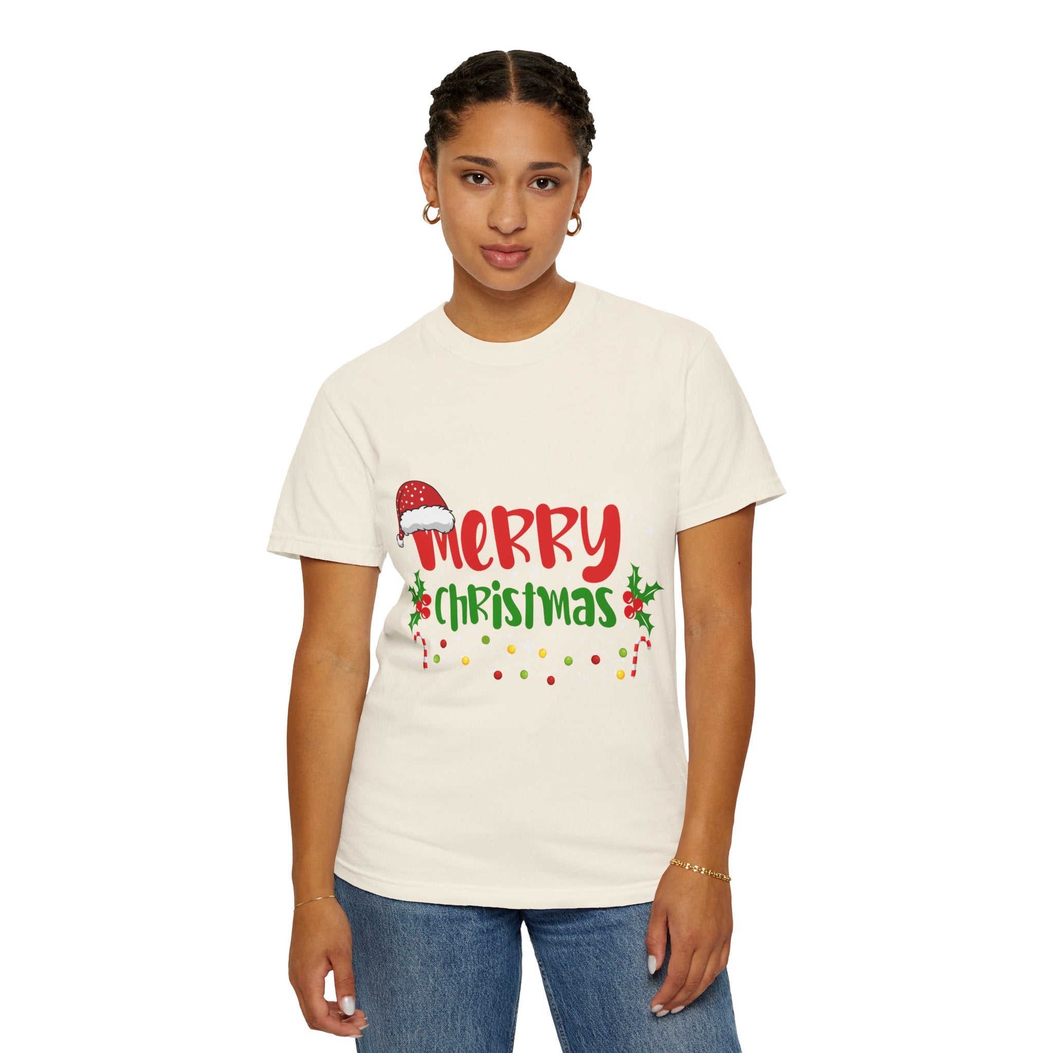 Merry Christmas Tee, Unisex Holiday Shirt, Festive Gift, Casual Christmas Apparel, Seasonal Wear, Perfect for Celebrations