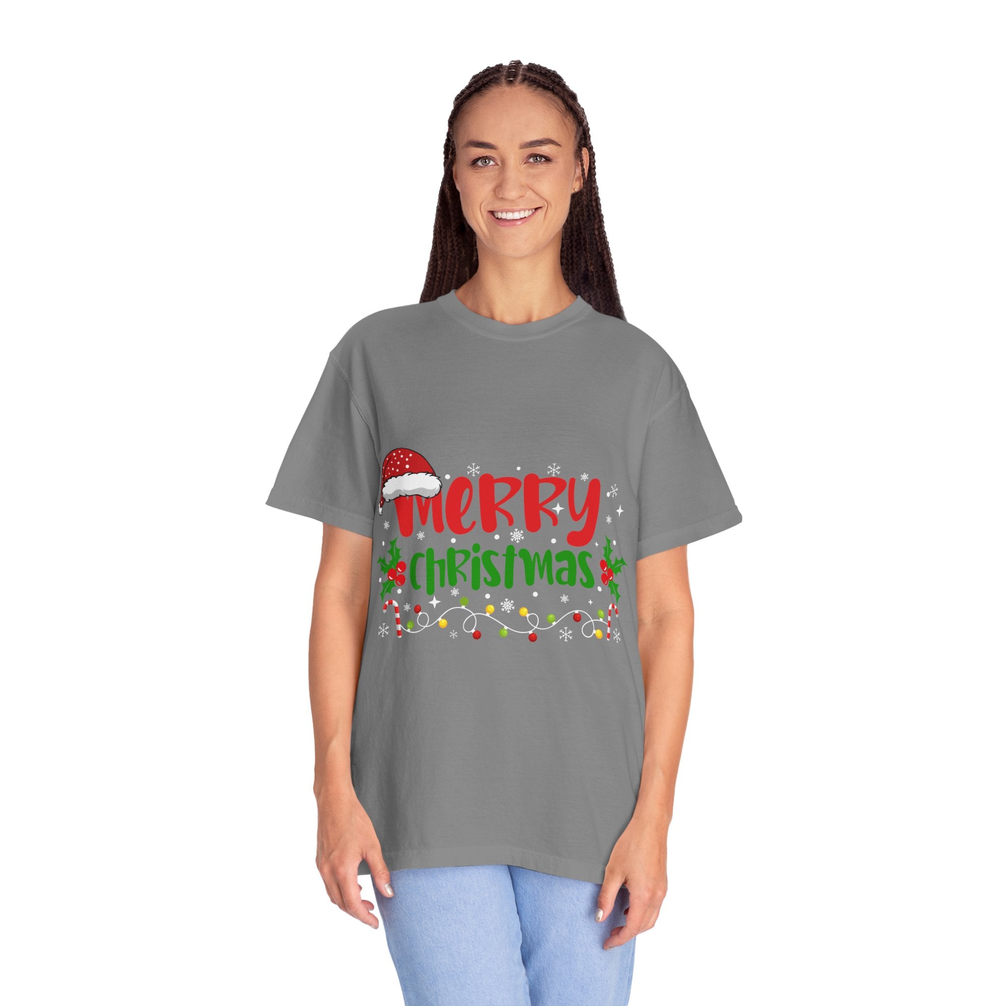 Merry Christmas Tee, Unisex Holiday Shirt, Festive Gift, Casual Christmas Apparel, Seasonal Wear, Perfect for Celebrations