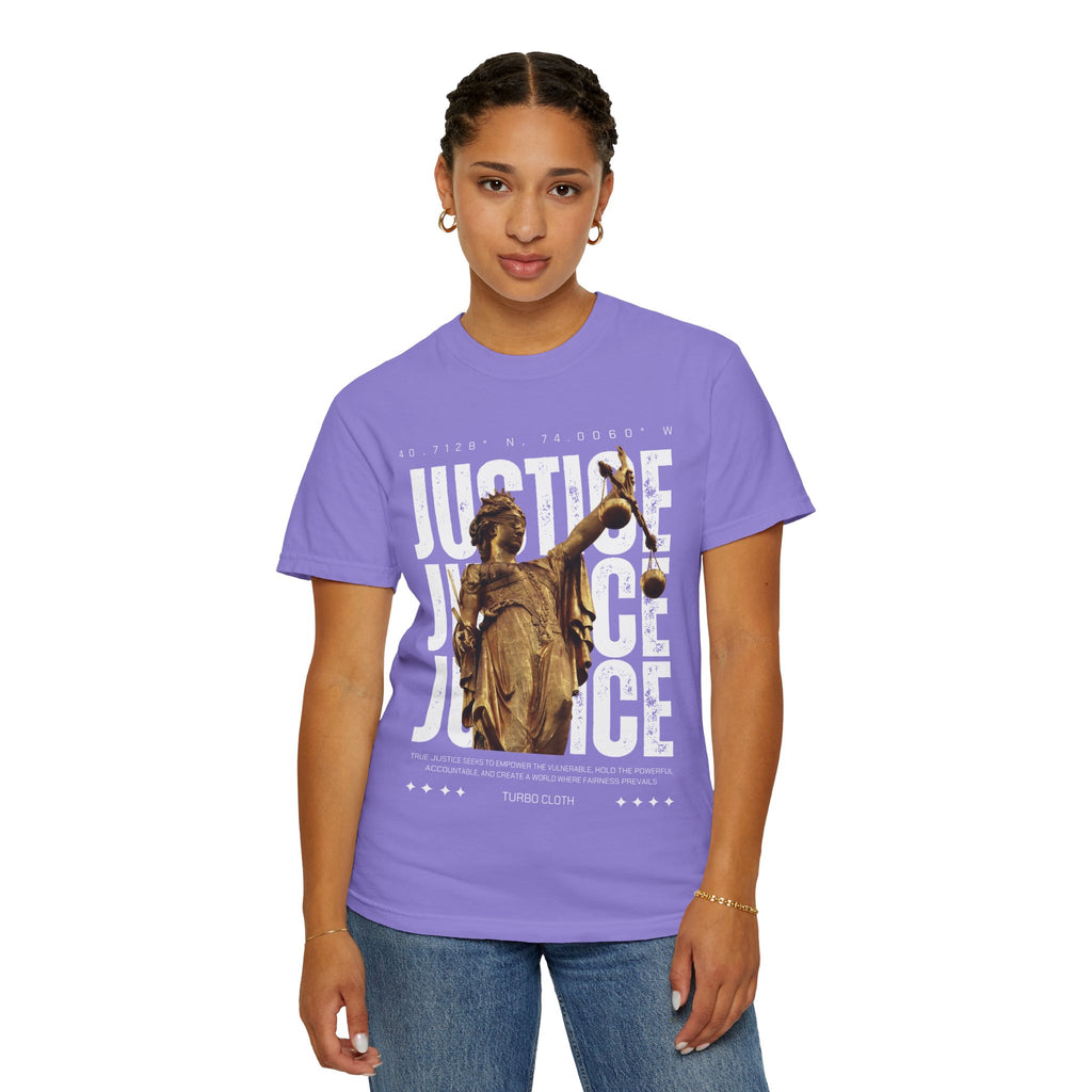 Justice Statue Unisex T-shirt, Casual Wear, Inspirational Gift, Equality Shirt, Art-Inspired Clothing, Birthday Gift, Statement Tees