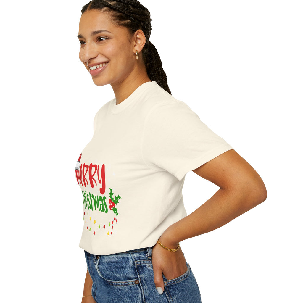 Merry Christmas Tee, Unisex Holiday Shirt, Festive Gift, Casual Christmas Apparel, Seasonal Wear, Perfect for Celebrations