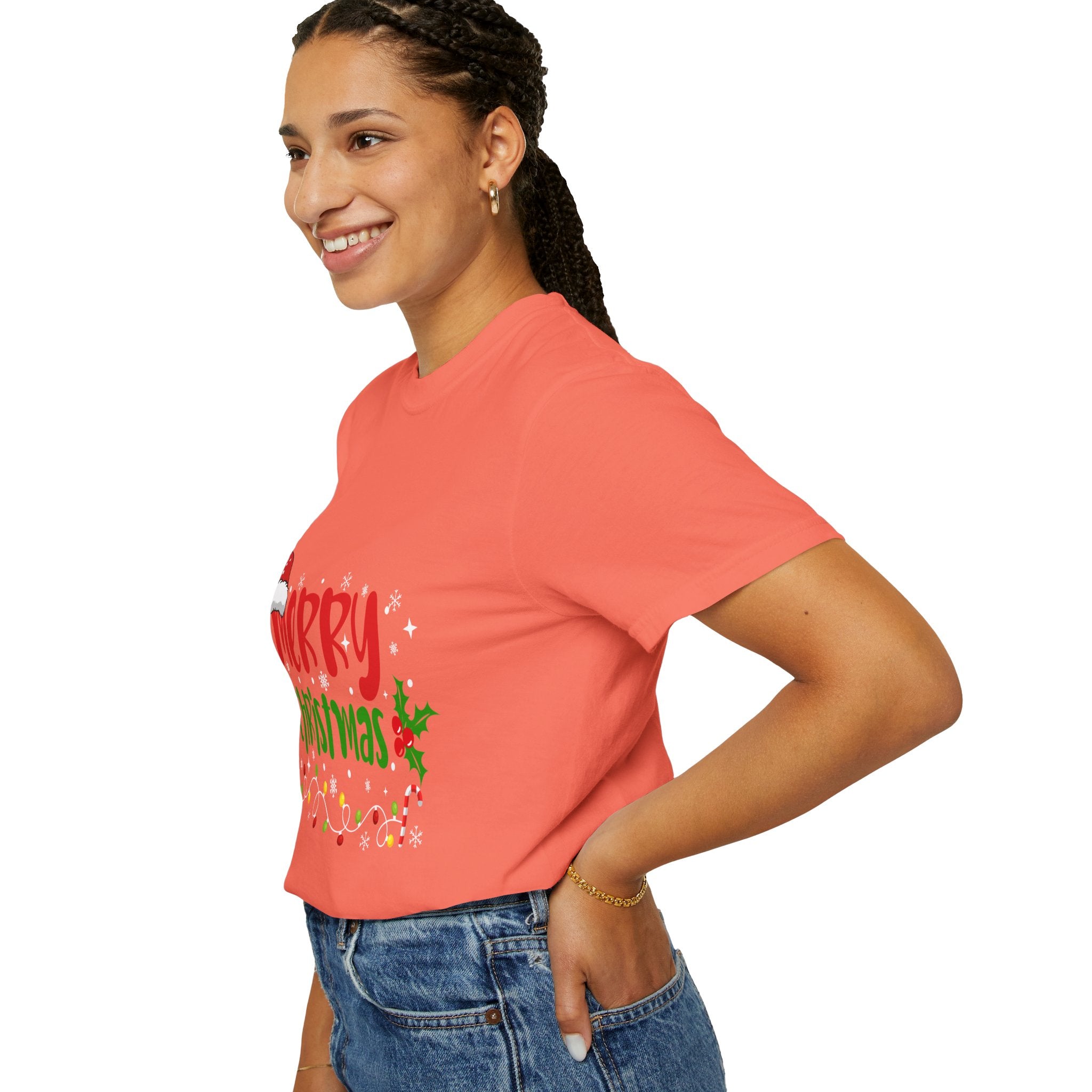 Merry Christmas Tee, Unisex Holiday Shirt, Festive Gift, Casual Christmas Apparel, Seasonal Wear, Perfect for Celebrations