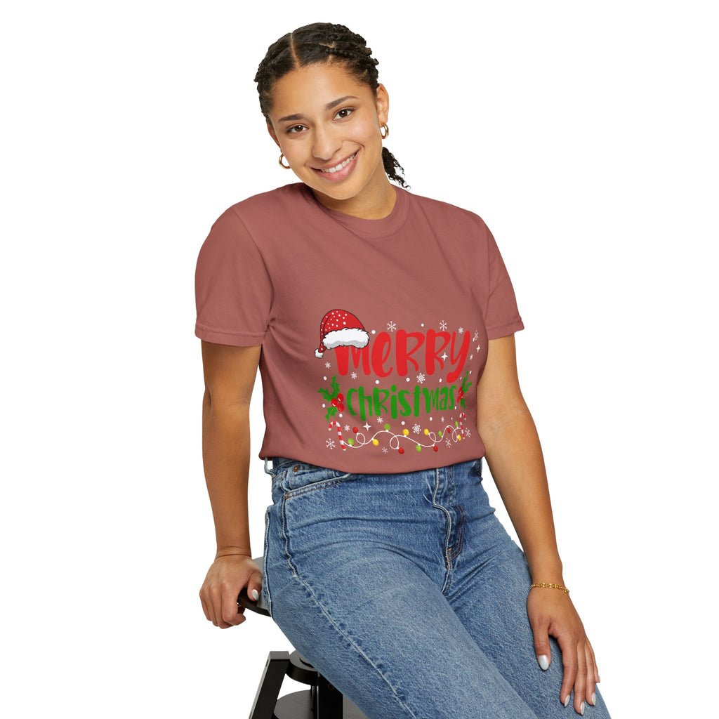 Merry Christmas Tee, Unisex Holiday Shirt, Festive Gift, Casual Christmas Apparel, Seasonal Wear, Perfect for Celebrations