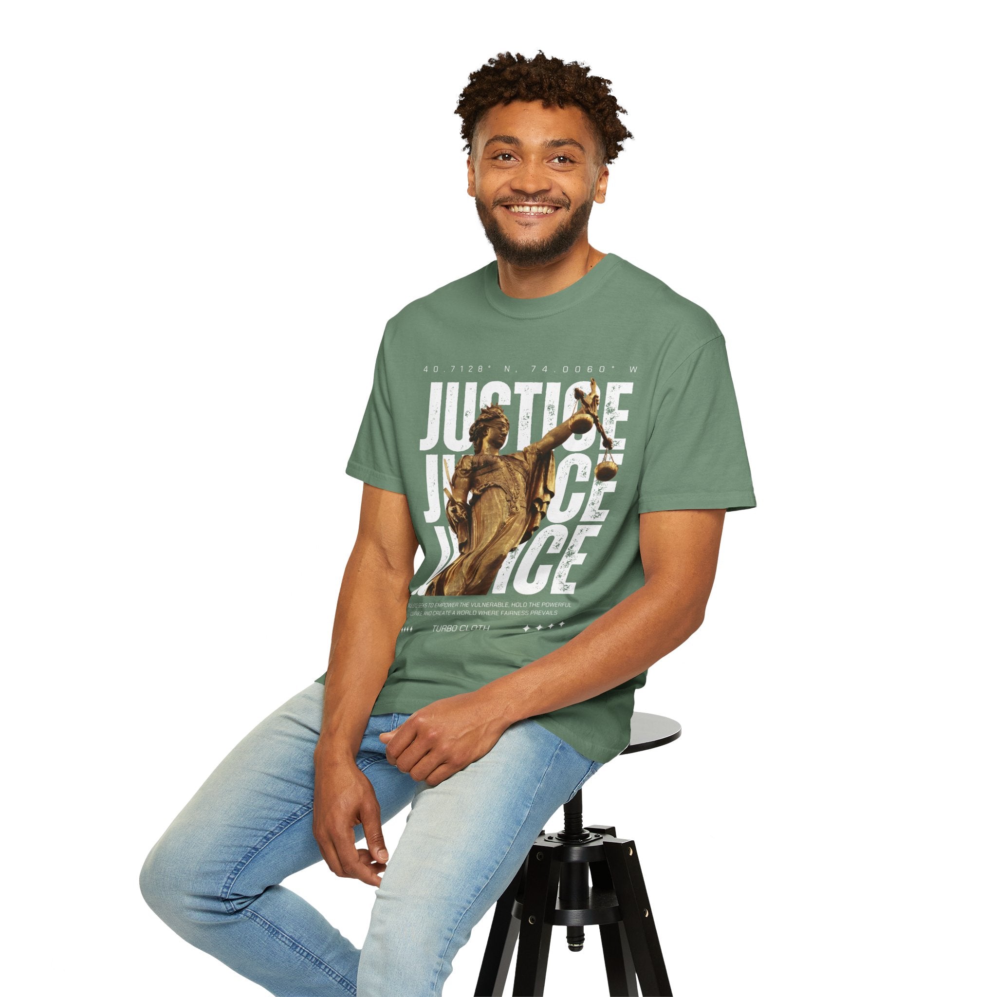 Justice Statue Unisex T-shirt, Casual Wear, Inspirational Gift, Equality Shirt, Art-Inspired Clothing, Birthday Gift, Statement Tees