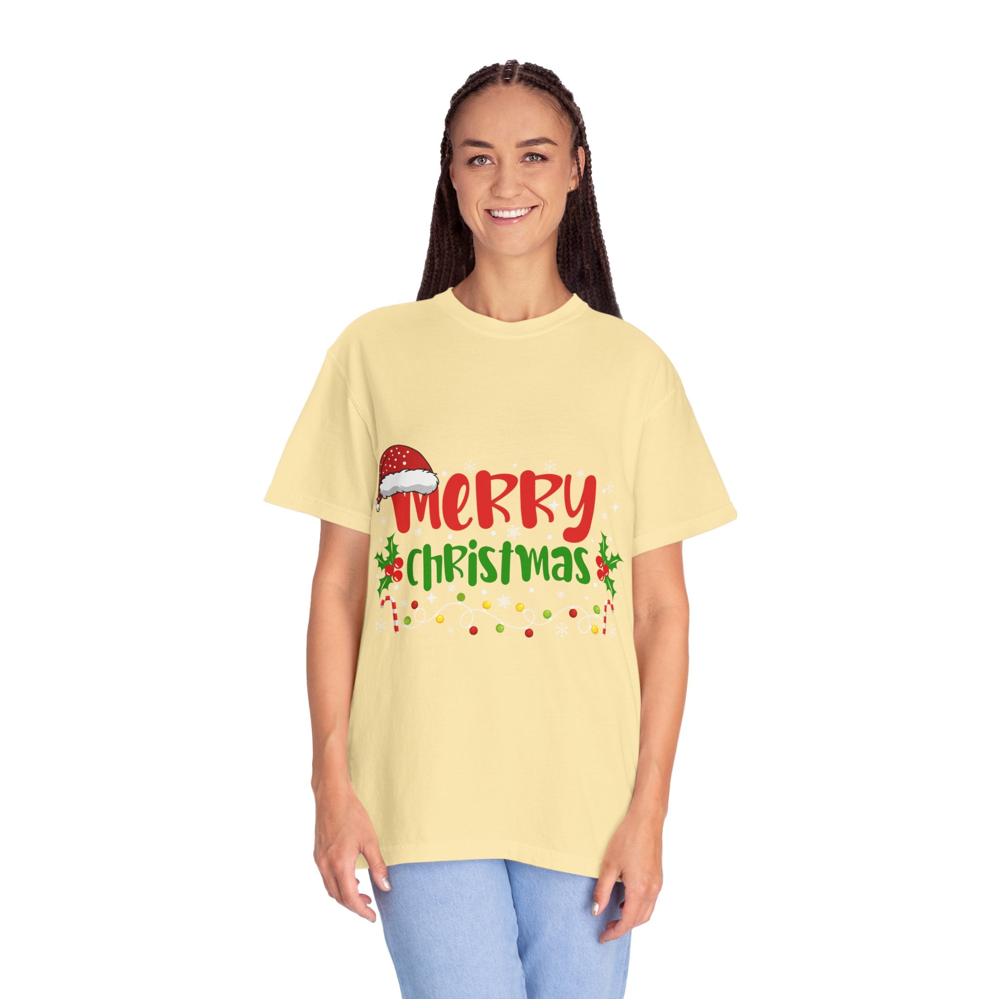 Merry Christmas Tee, Unisex Holiday Shirt, Festive Gift, Casual Christmas Apparel, Seasonal Wear, Perfect for Celebrations