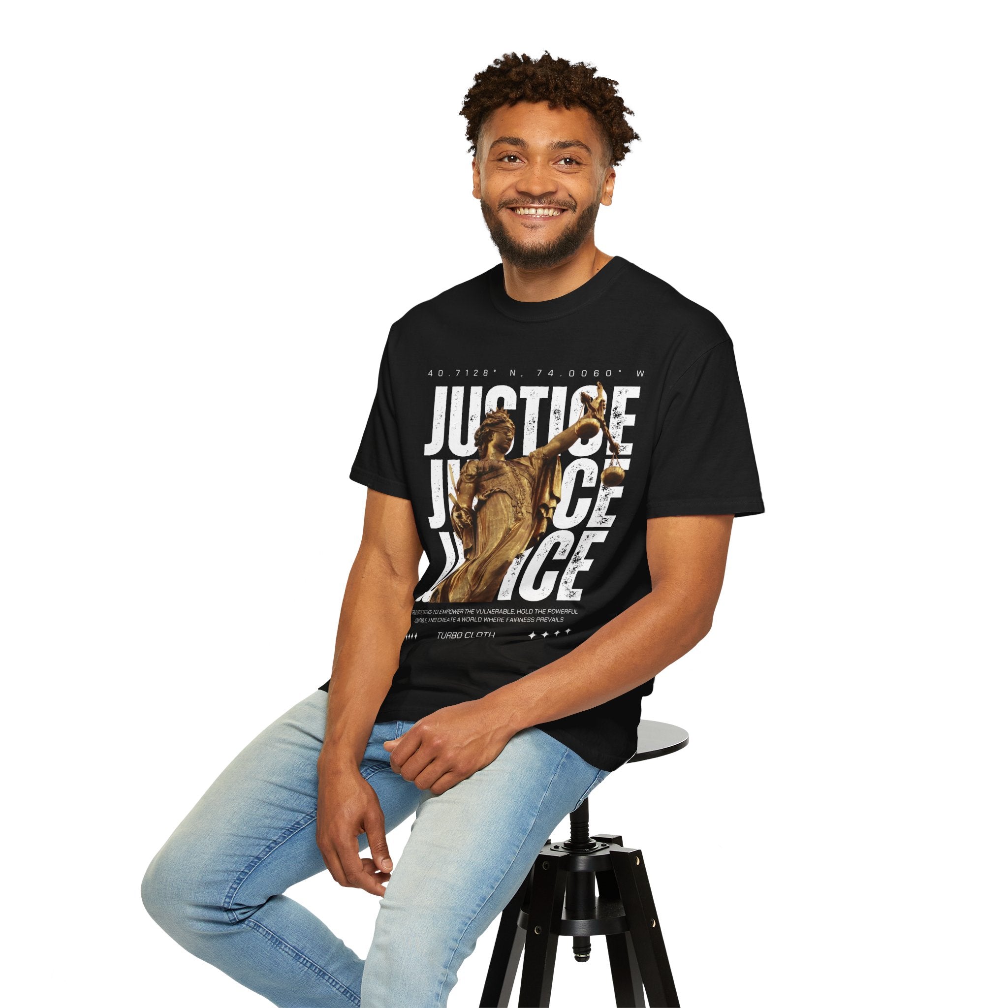 Justice Statue Unisex T-shirt, Casual Wear, Inspirational Gift, Equality Shirt, Art-Inspired Clothing, Birthday Gift, Statement Tees