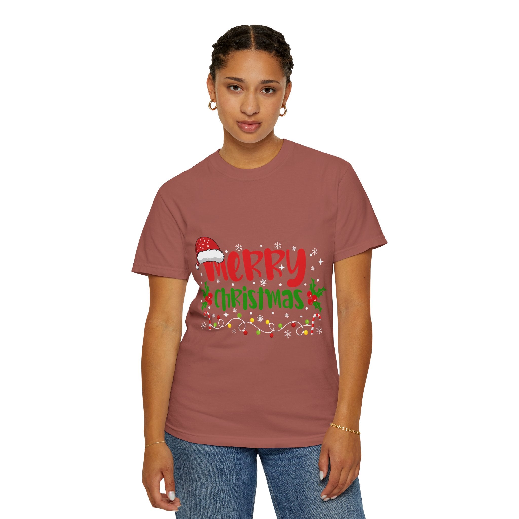 Merry Christmas Tee, Unisex Holiday Shirt, Festive Gift, Casual Christmas Apparel, Seasonal Wear, Perfect for Celebrations