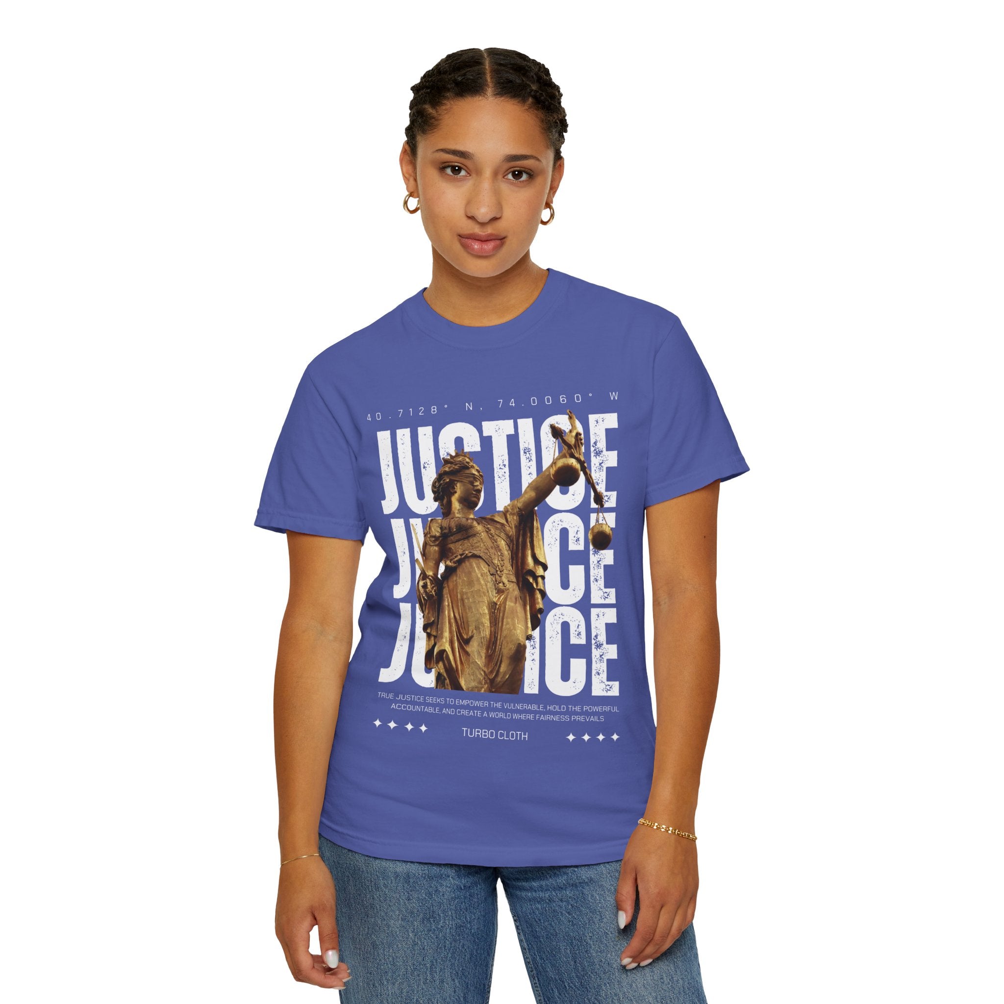 Justice Statue Unisex T-shirt, Casual Wear, Inspirational Gift, Equality Shirt, Art-Inspired Clothing, Birthday Gift, Statement Tees
