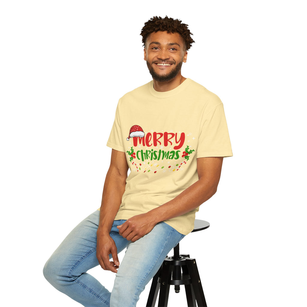 Merry Christmas Tee, Unisex Holiday Shirt, Festive Gift, Casual Christmas Apparel, Seasonal Wear, Perfect for Celebrations