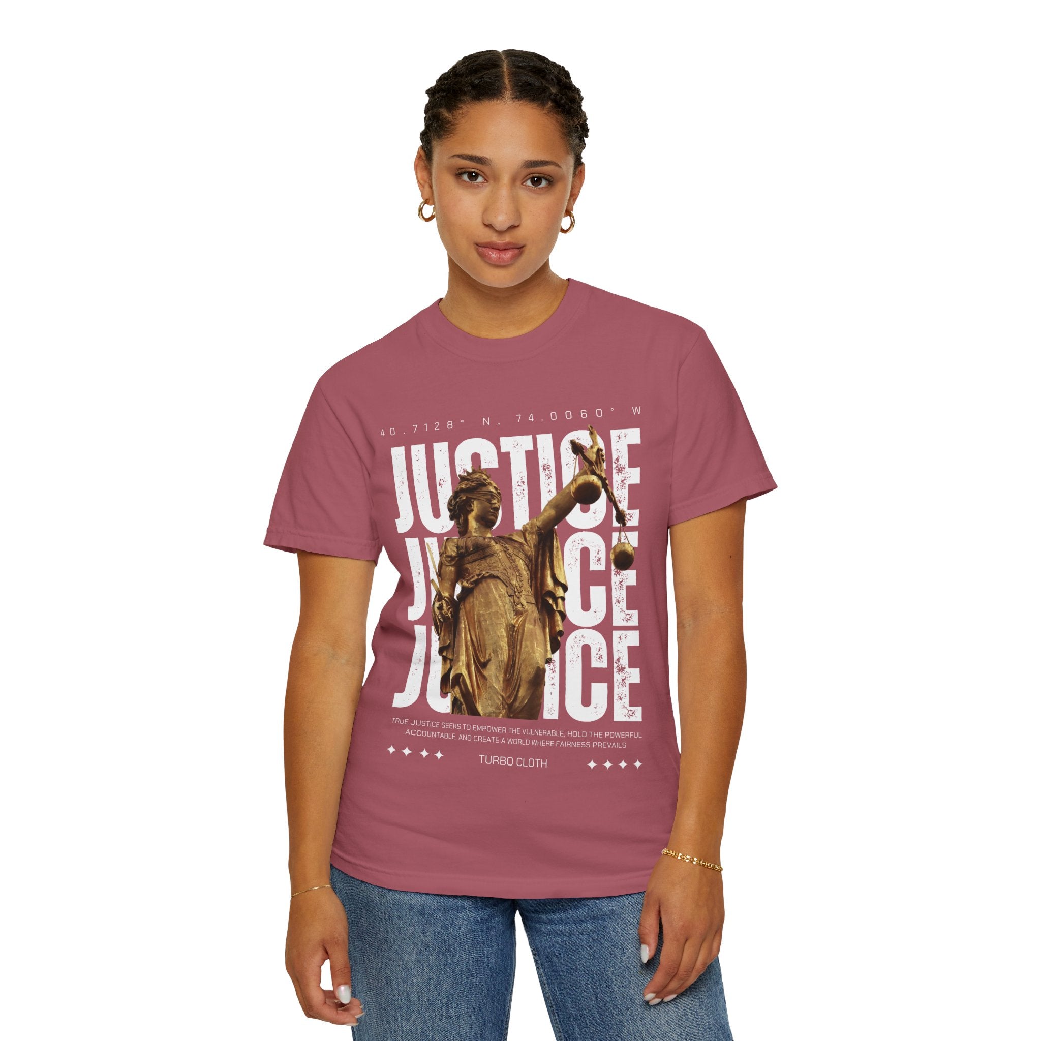 Justice Statue Unisex T-shirt, Casual Wear, Inspirational Gift, Equality Shirt, Art-Inspired Clothing, Birthday Gift, Statement Tees