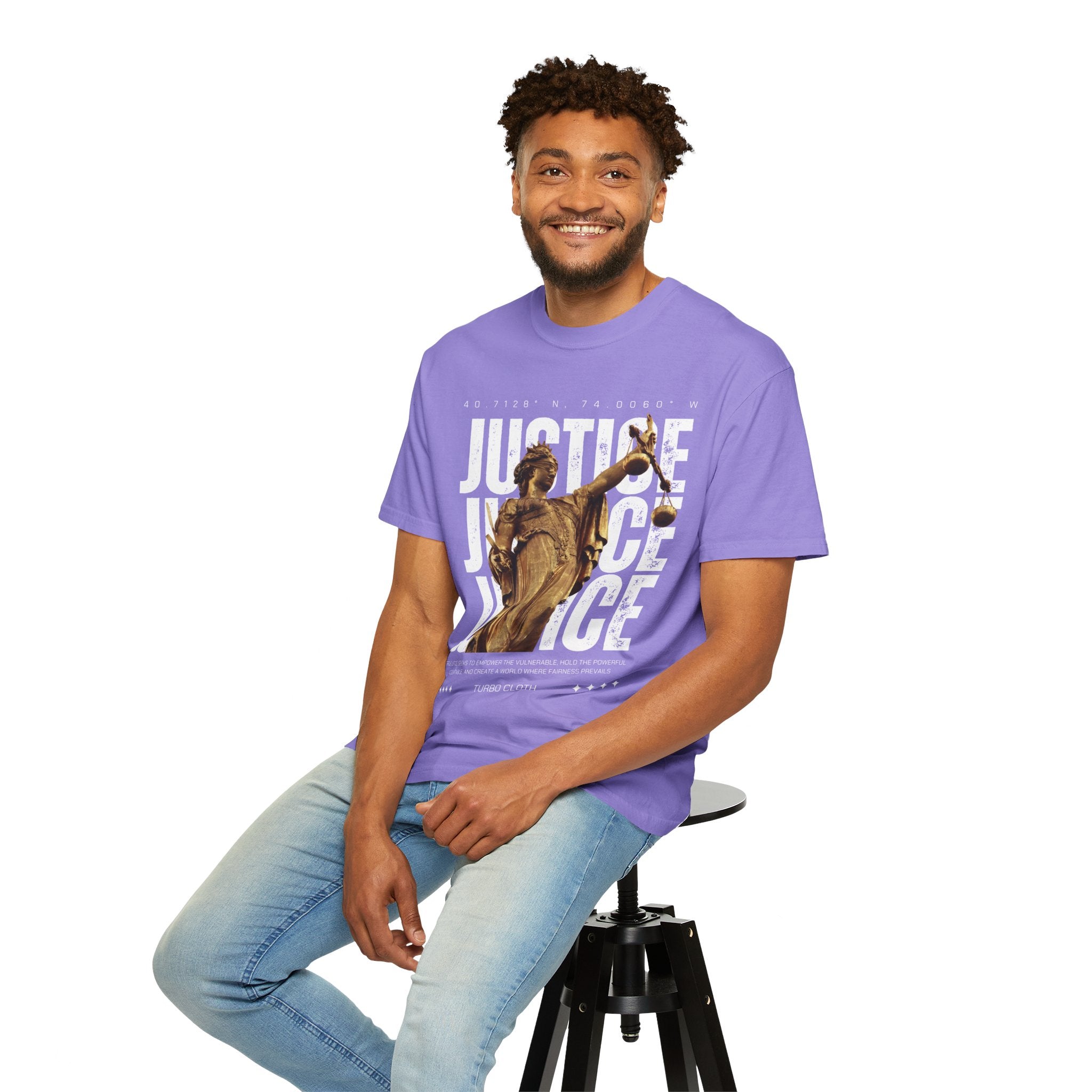 Justice Statue Unisex T-shirt, Casual Wear, Inspirational Gift, Equality Shirt, Art-Inspired Clothing, Birthday Gift, Statement Tees