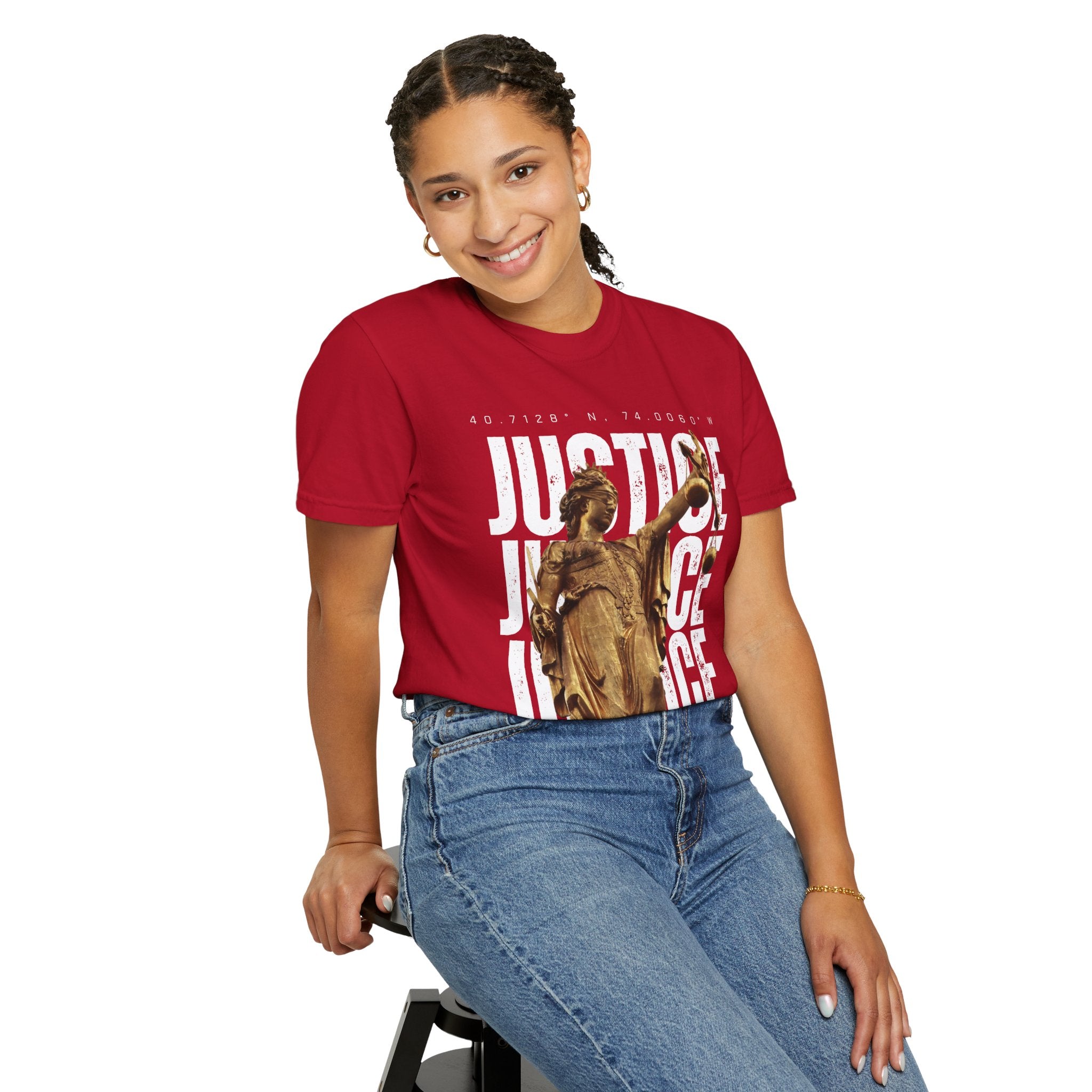 Justice Statue Unisex T-shirt, Casual Wear, Inspirational Gift, Equality Shirt, Art-Inspired Clothing, Birthday Gift, Statement Tees