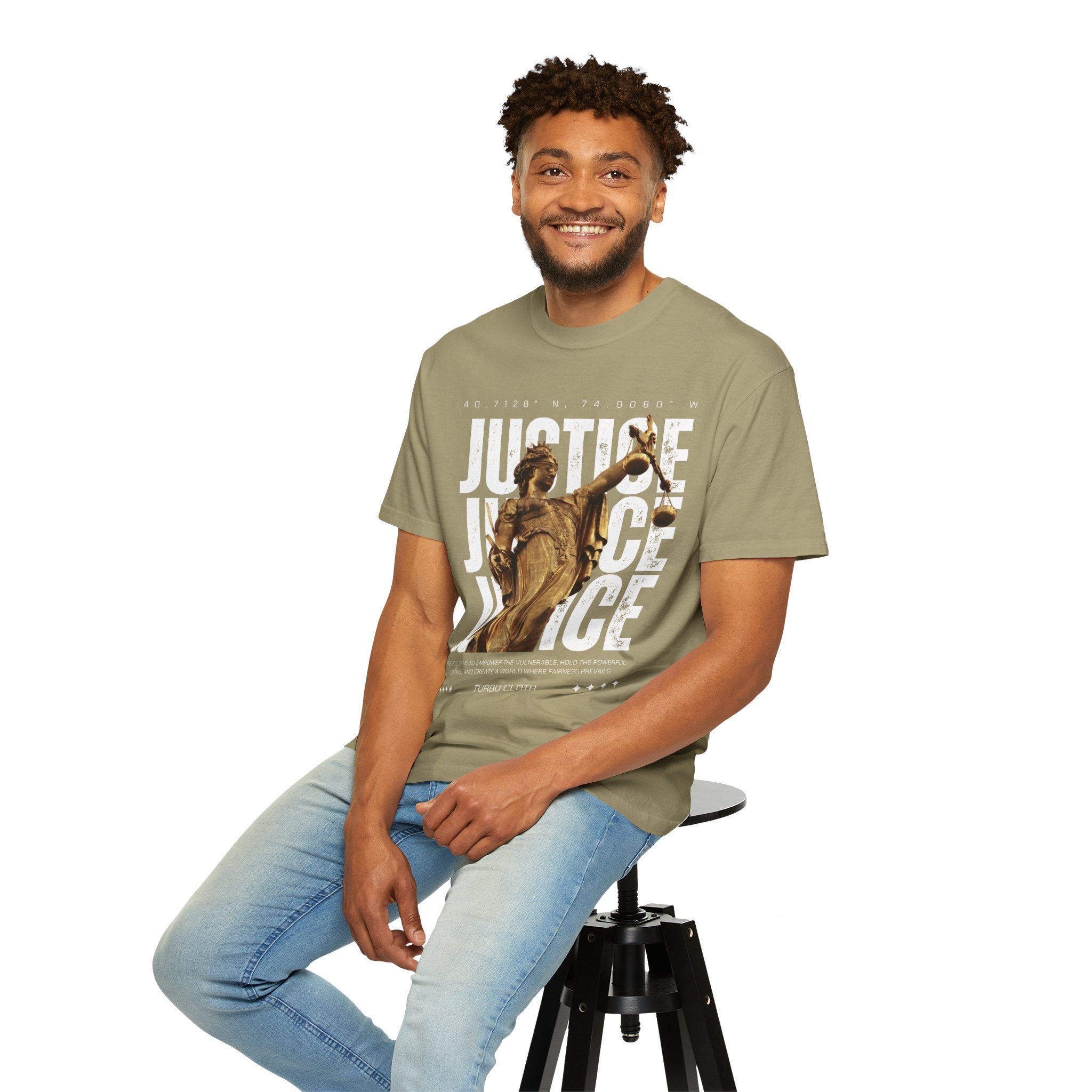 Justice Statue Unisex T-shirt, Casual Wear, Inspirational Gift, Equality Shirt, Art-Inspired Clothing, Birthday Gift, Statement Tees